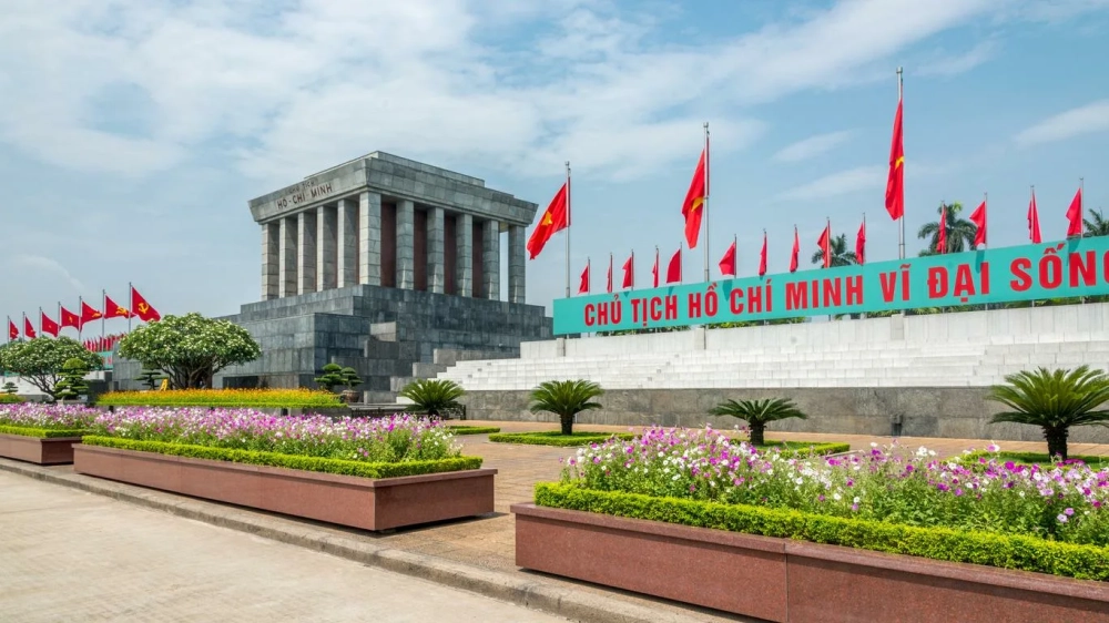 Ngắm nhìn tiểu cảnh chùa 1 cột với không gian đẹp, hài hòa và tĩnh lặng