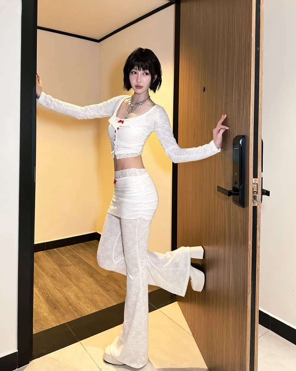 Giai điệu day dứt trong Juky San nghĩ đến anh