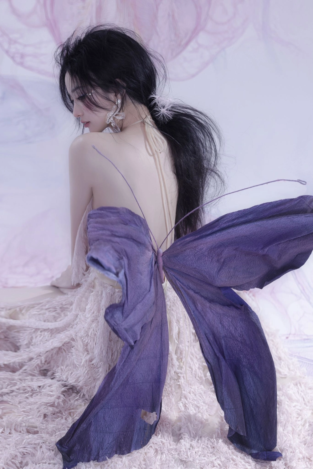 Số đo hình thể Jun Vũ số đo khiến fan trầm trồ