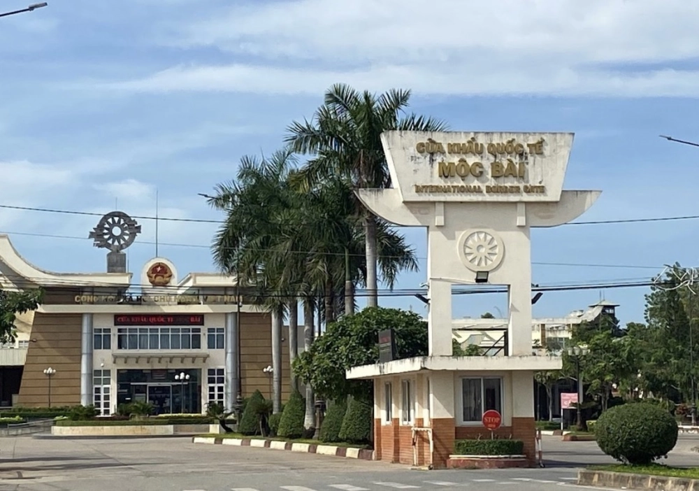 Ngắm hình ảnh cửa khẩu mộc bài rõ nét
