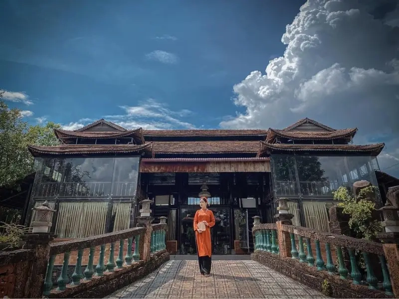Đọc ngay bài đánh giá về làng cổ phước lộc thọ hay