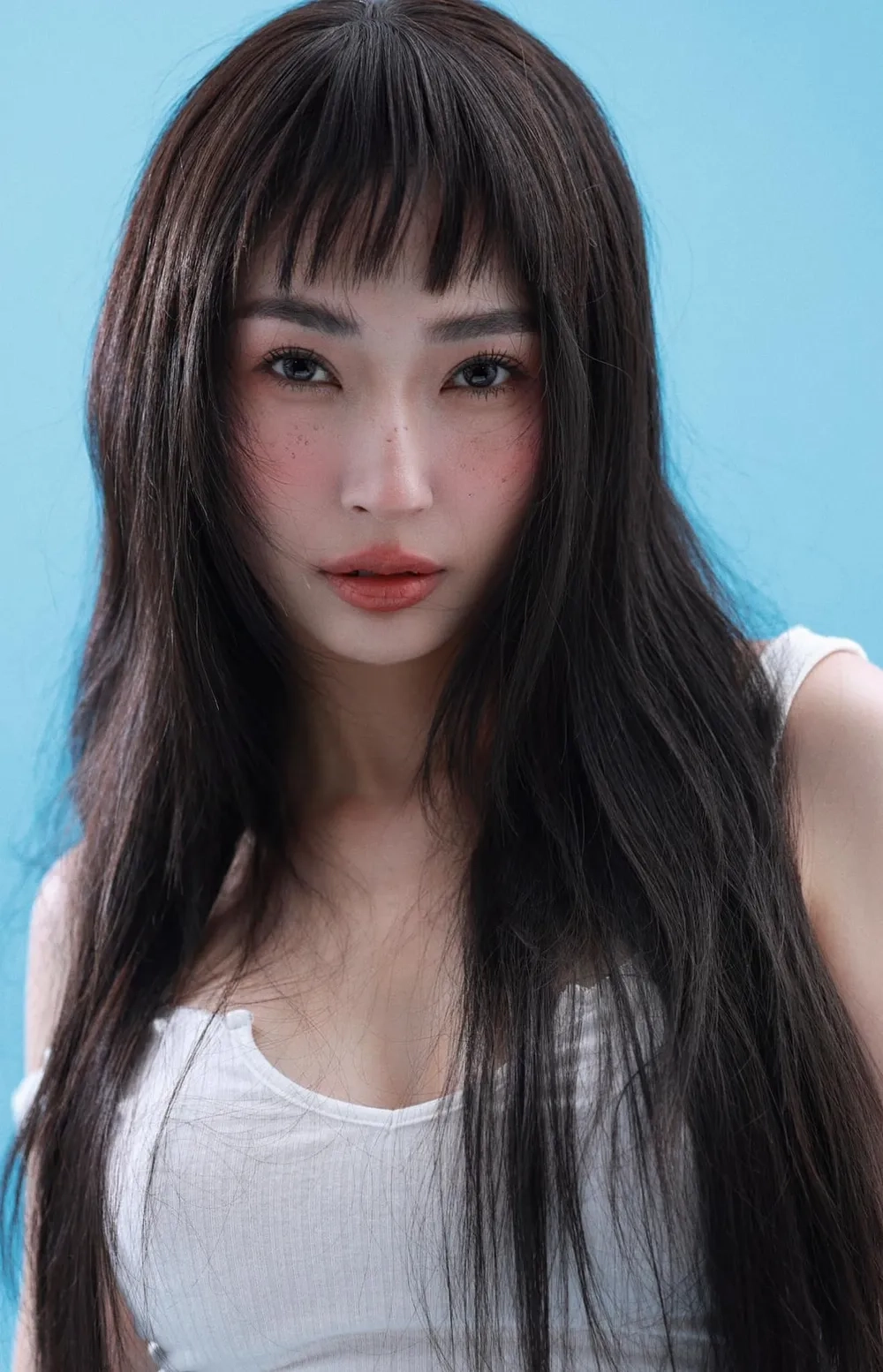 Chinh phục showbiz với chị đẹp đạp gió rẽ sóng Khổng Tú Quỳnh