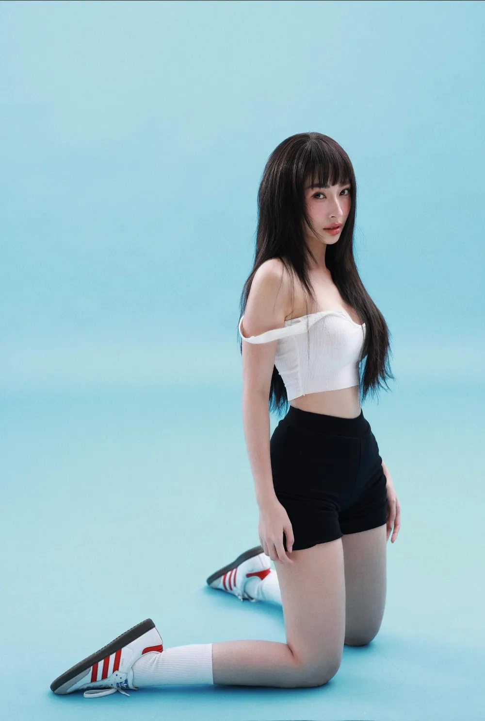 Chiều cao chuẩn idol Khổng Tú Quỳnh chiều cao