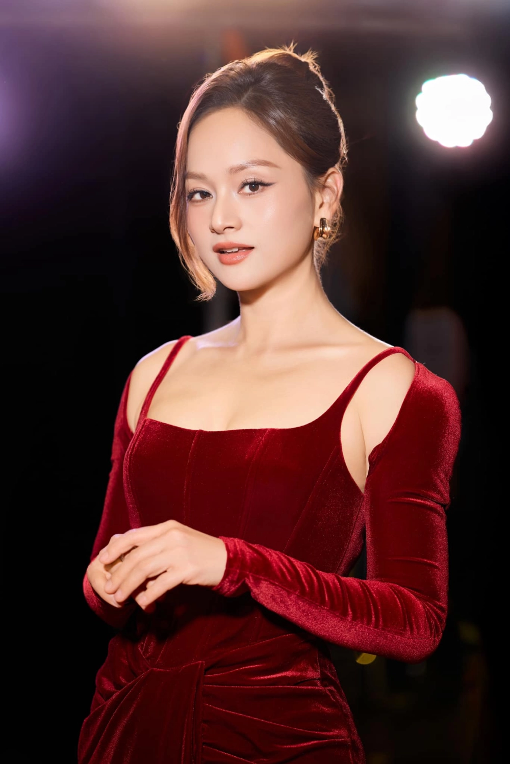 Tin vui lan truyền Lan Phương mang bầu lần 2