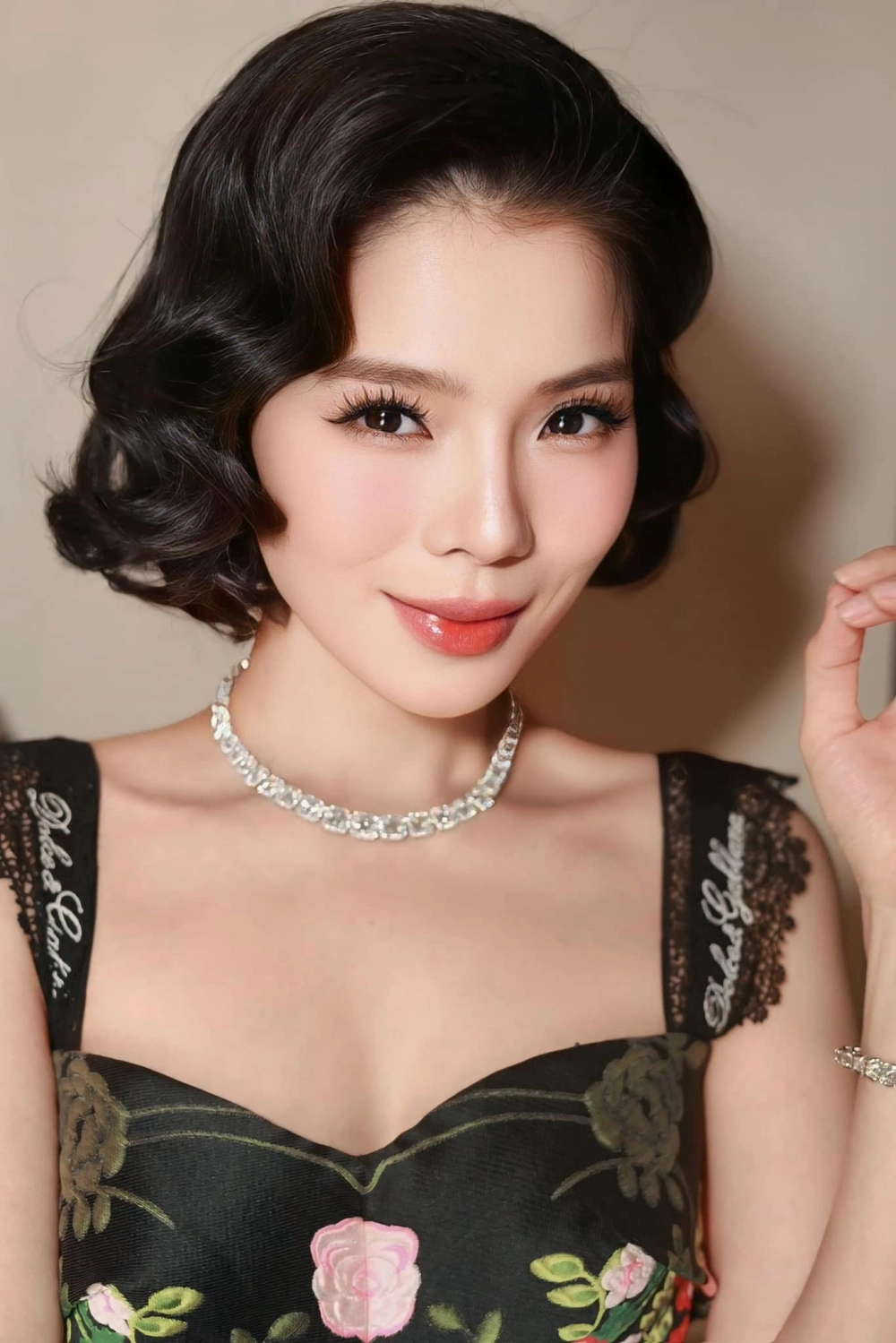 Vỡ òa cảm xúc với Tình Lỡ Lệ Quyên đầy đau đáu