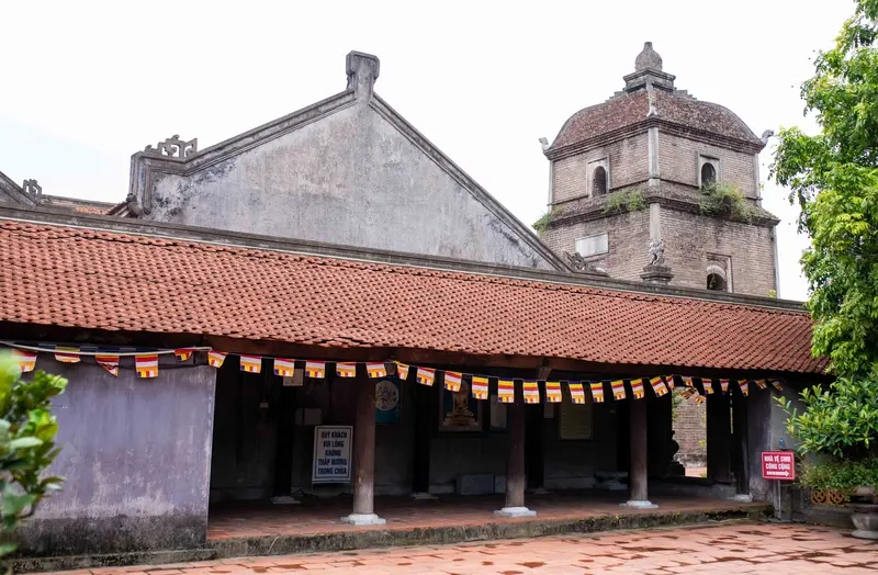 Chiêm ngưỡng vẻ đẹp cổ xưa của di tích chùa dâu
