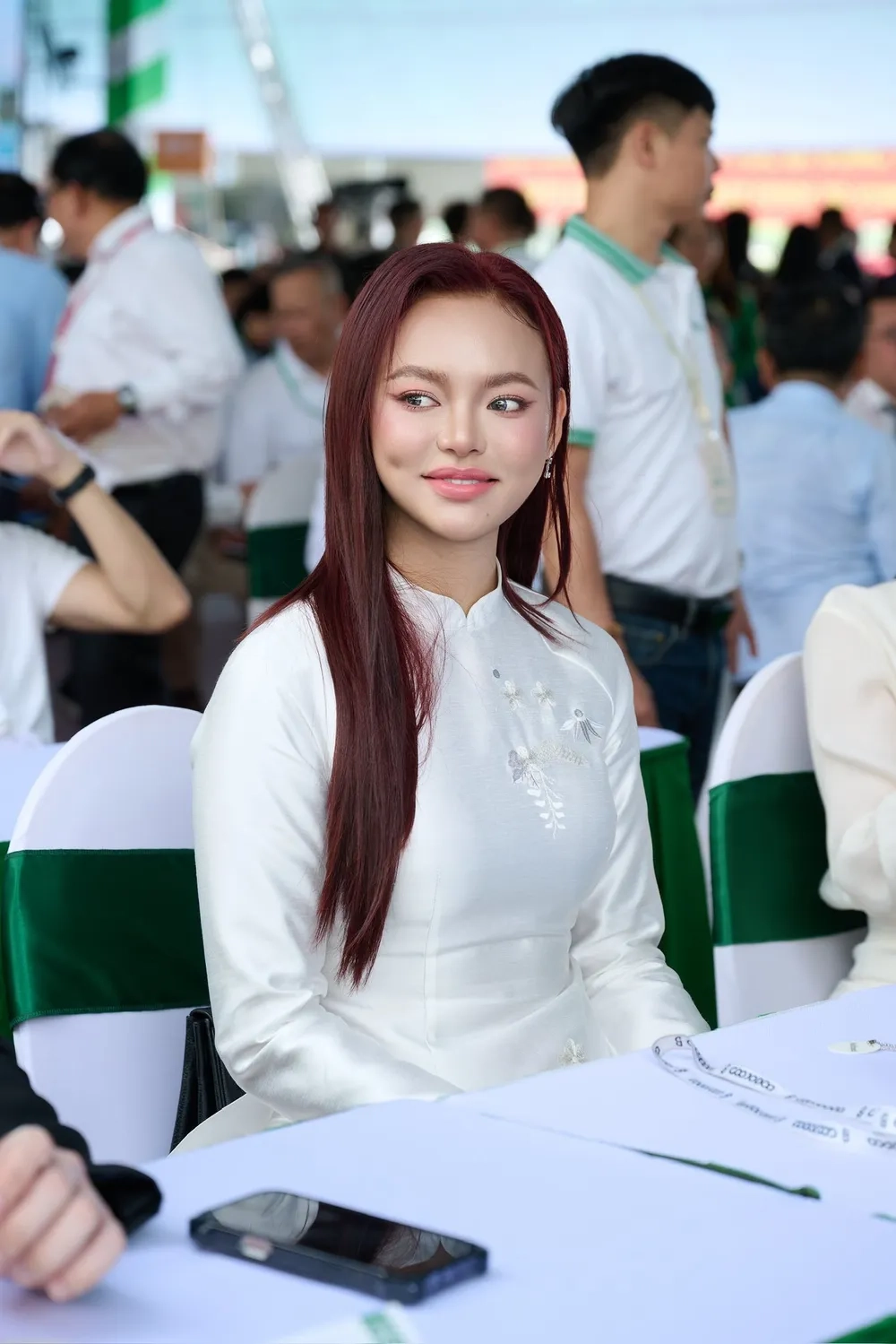 Hồ sơ chi tiết về Mai Ngô profile