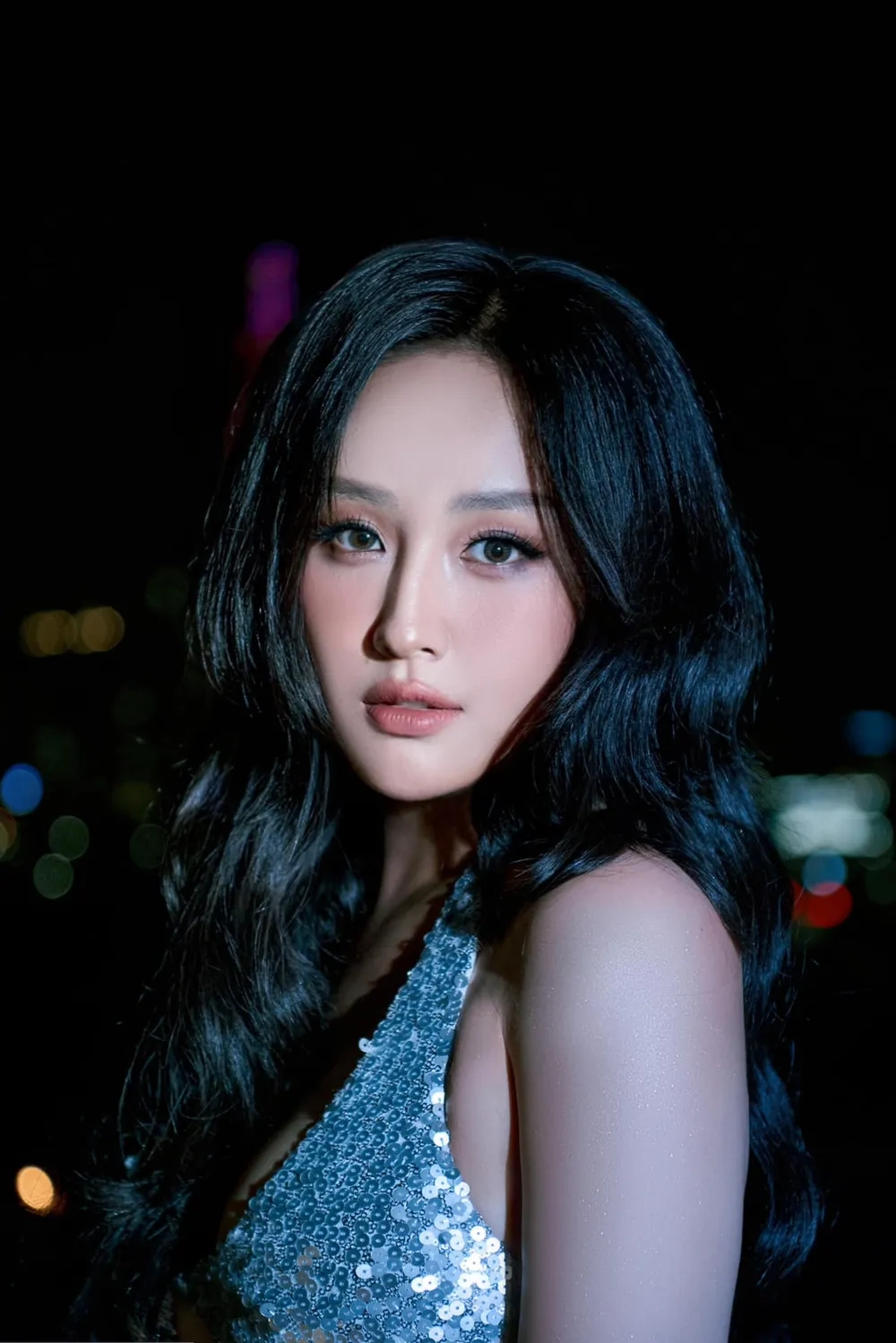 Gây tranh cãi Mai Phương Thúy có chồng chưa