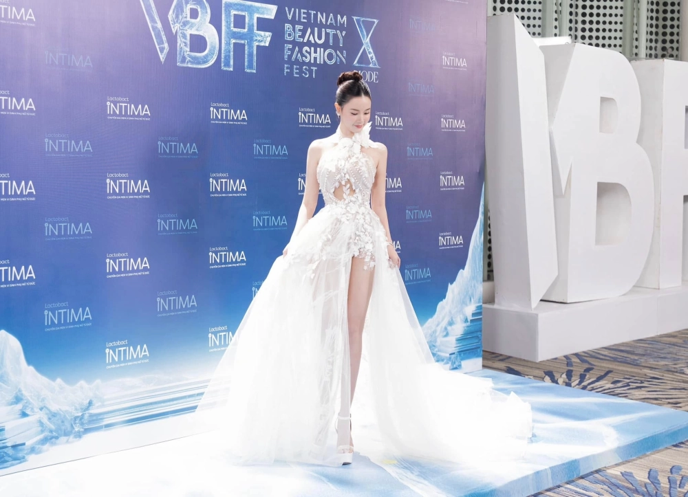 Midu profile là nơi bạn có thể tìm thấy tất cả thông tin đầy đủ về cô nàng