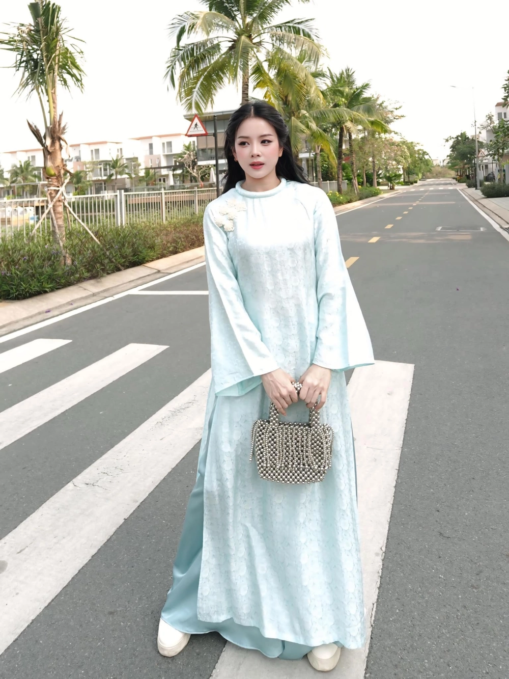 Chiều cao thật của DJ Mie cao bao nhiêu