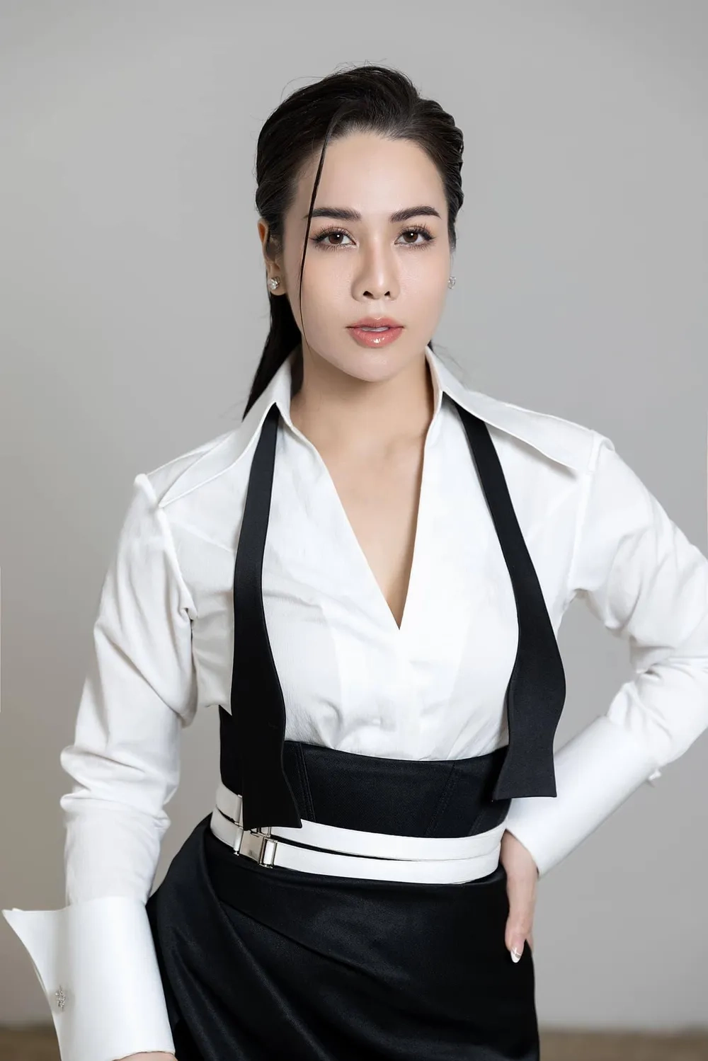 Phiên bản karaoke cực hot karaoke Mưa Đã Tạnh Nhật Kim Anh