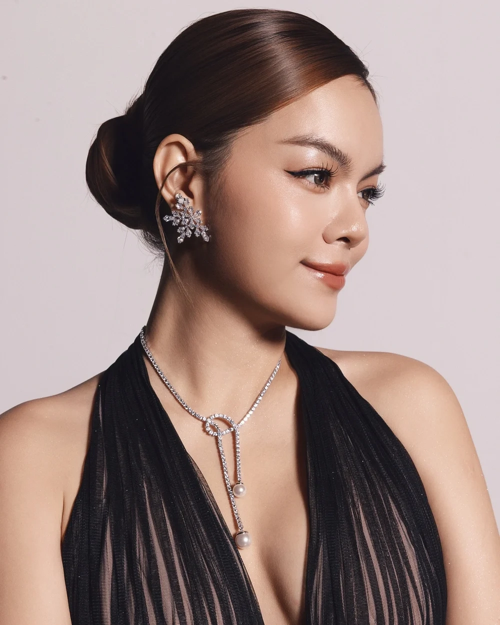Hồi ức đẹp qua Phạm Quỳnh Anh ngày xưa