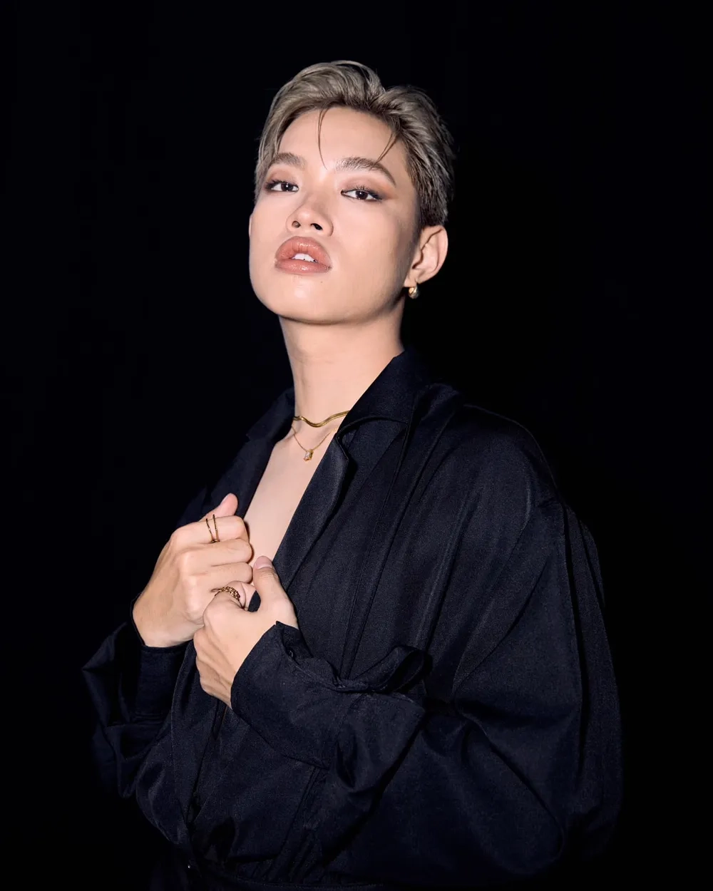 Khoảnh khắc dễ thương từ Pháp Kiều anh trai say hi