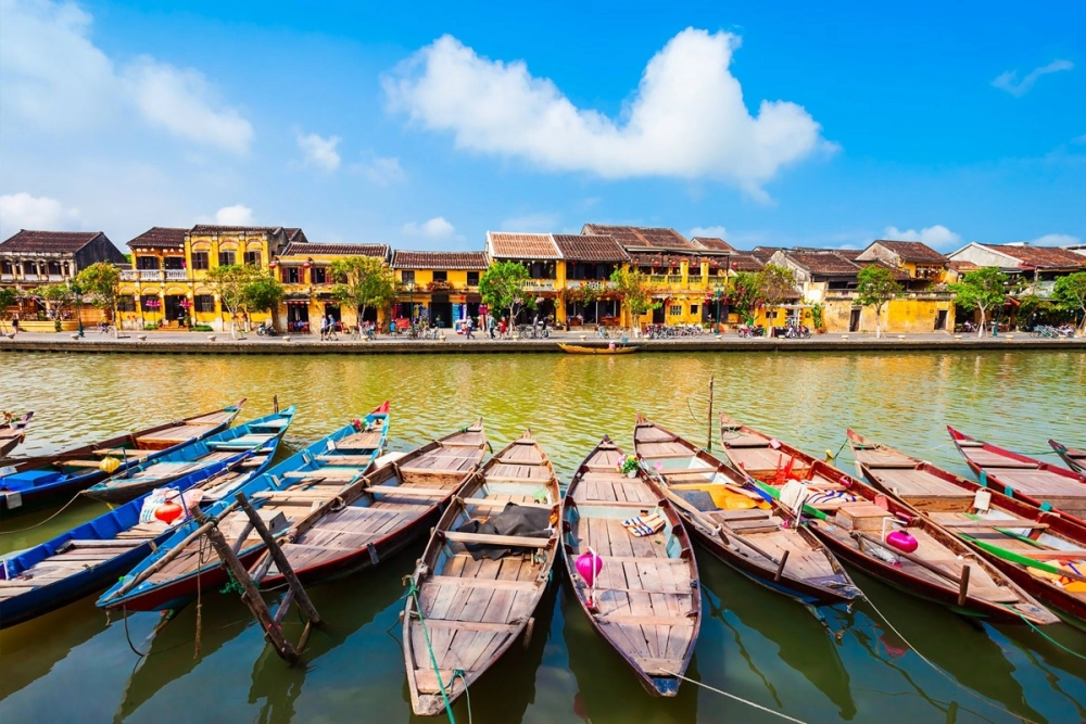 Hội An phố cổ mang đến sự thanh bình và không khí cổ kính hấp dẫn
