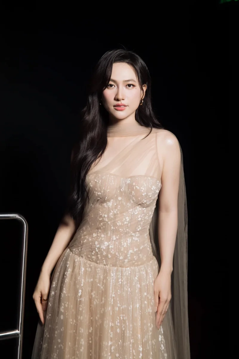 Style thời trang cực chất của mai phương anh đào