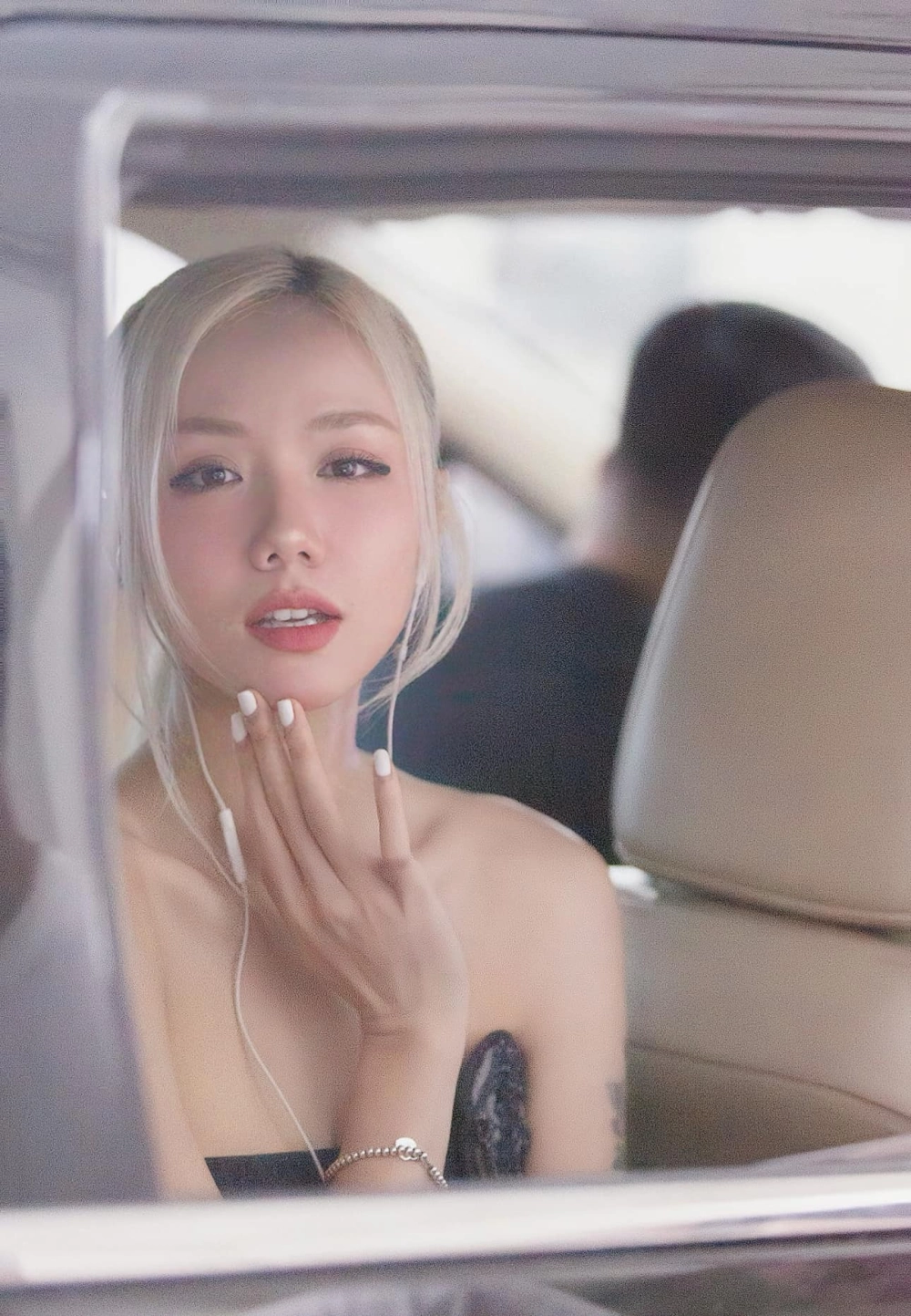 Karaoke Mộng Phương Ly mang đến những phút giây thư giãn đầy cảm xúc