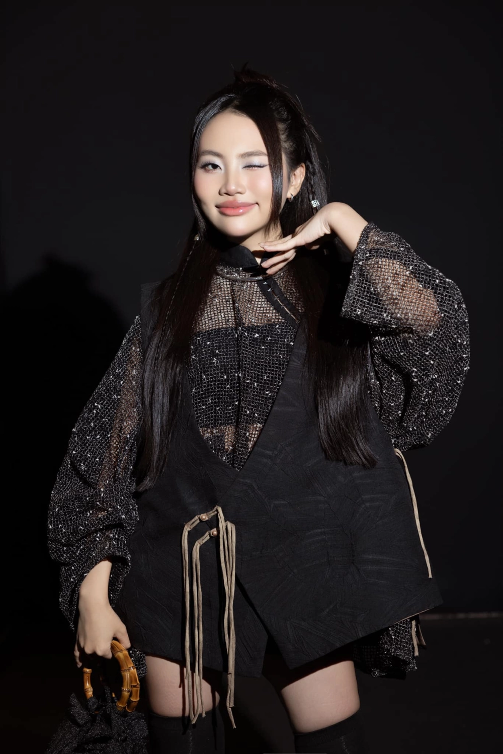 Netizen hỏi nhau Phương Mỹ Chi sinh năm bao nhiêu
