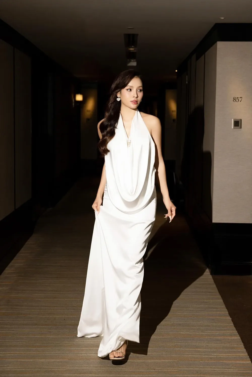 Cùng đón xem Phương Trinh Jolie livestream