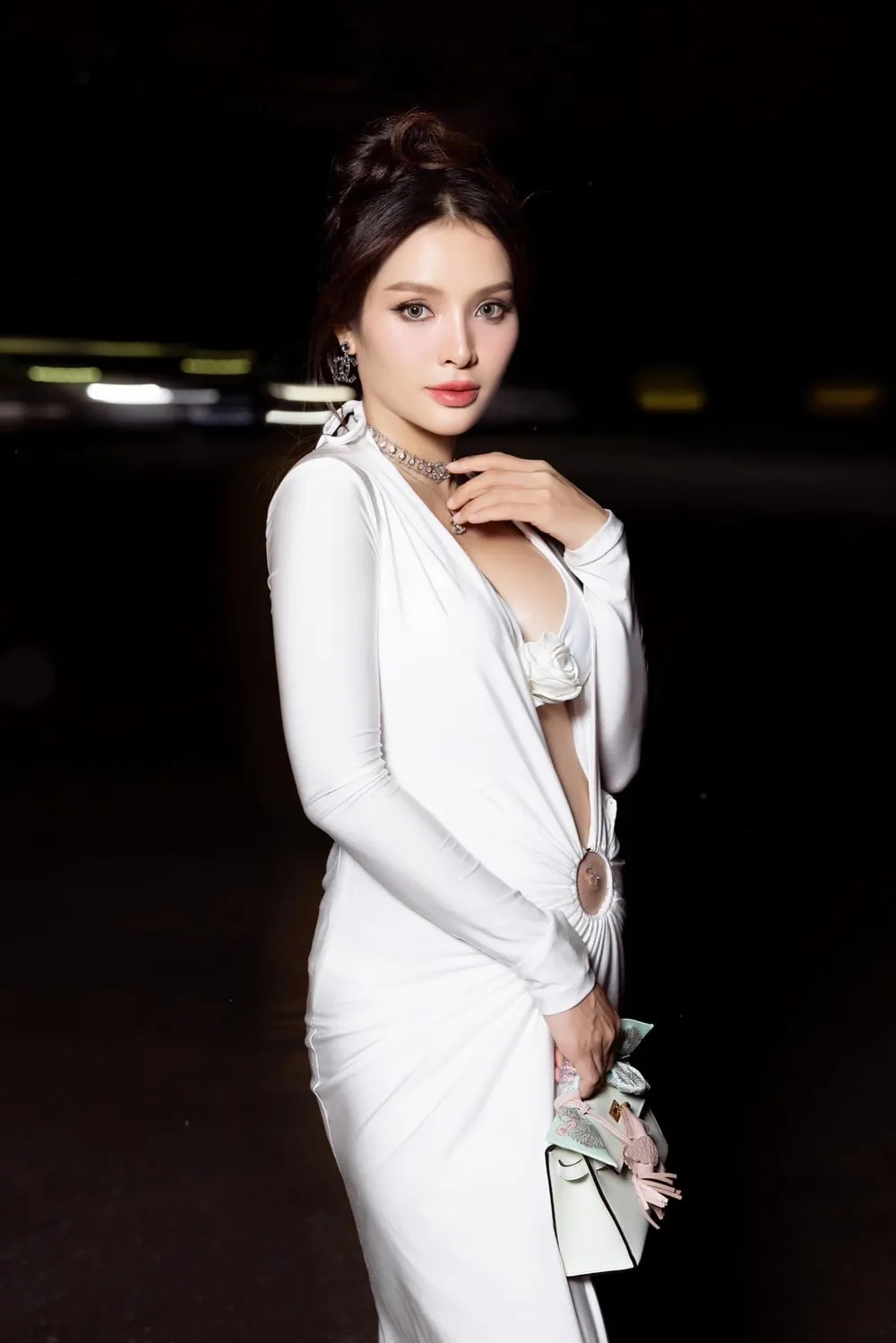 Đọc ngay tiểu sử Phương Trinh Jolie mới cập nhật
