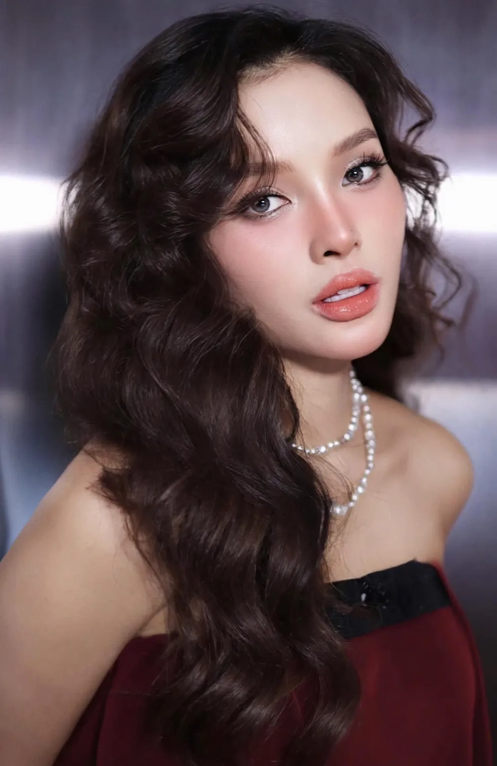 Dân mạng hỏi Phương Trinh Jolie sinh năm bao nhiêu