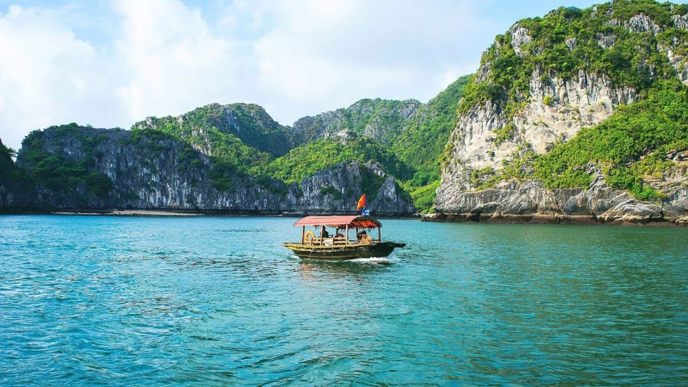 Những hình ảnh quần đảo Cát Bà sẽ khiến bạn mê mẩn và muốn đến ngay
