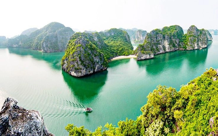 Khám phá kỳ quan vịnh Hạ Long quần đảo Cát Bà với những hoạt động thú vị