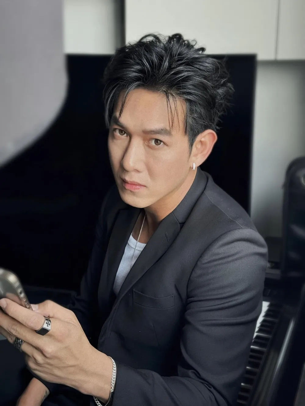 Khám phá ngay Song Luân tuổi hiện tại