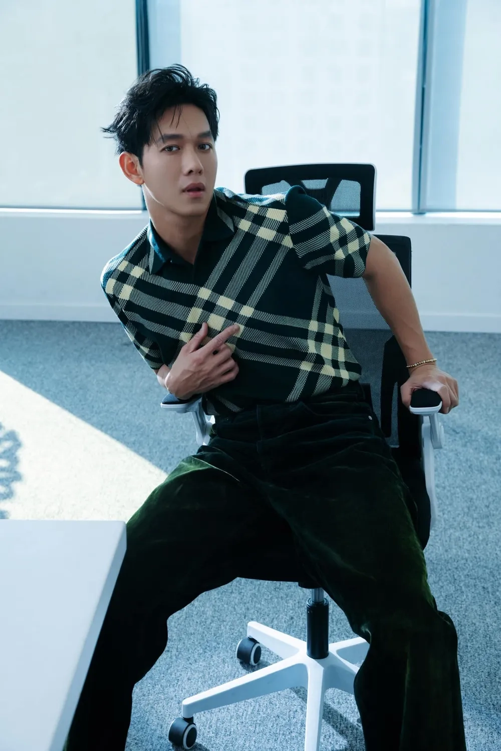 Hé lộ đầy đủ Song Luân ngày/nơi sinh