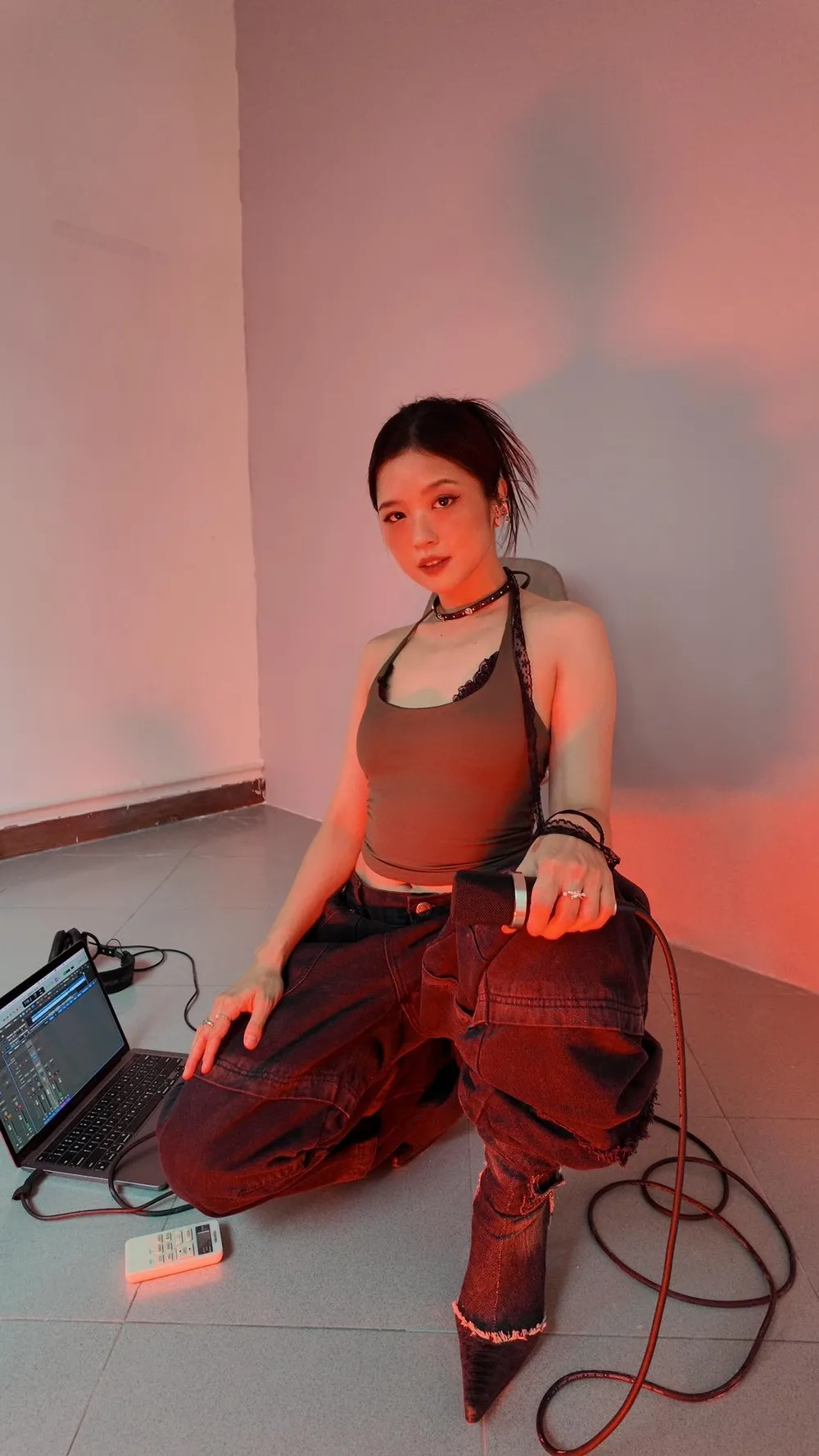Liệu Suni Hạ Linh sự mập mờ là về ai
