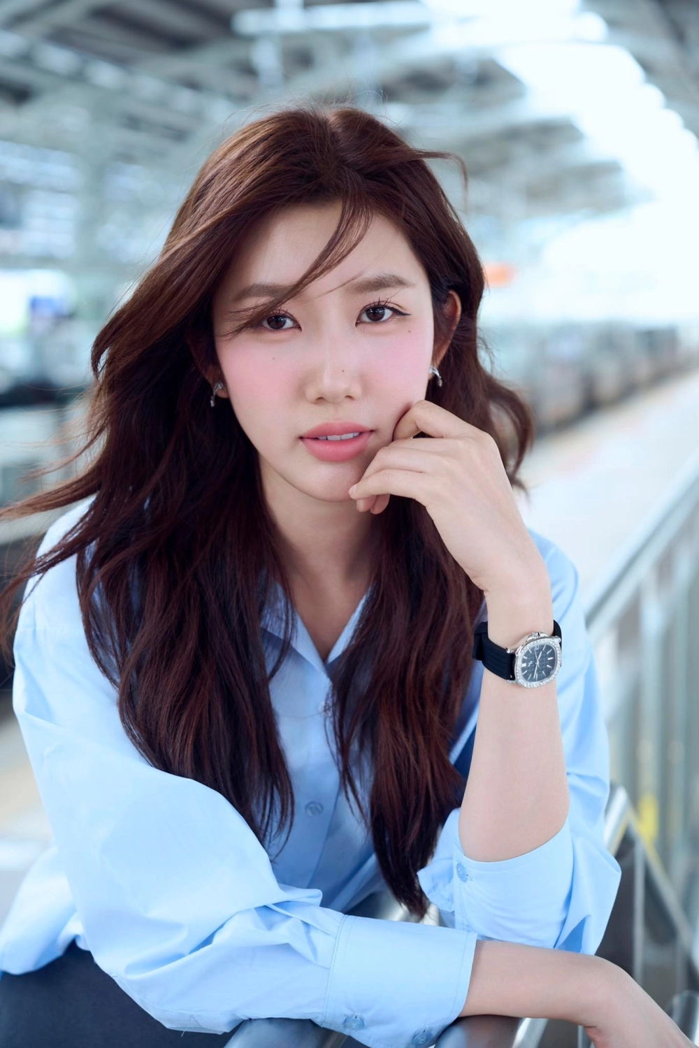 Thúy Ngân SN bao nhiêu khám phá bí mật về tuổi của nàng
