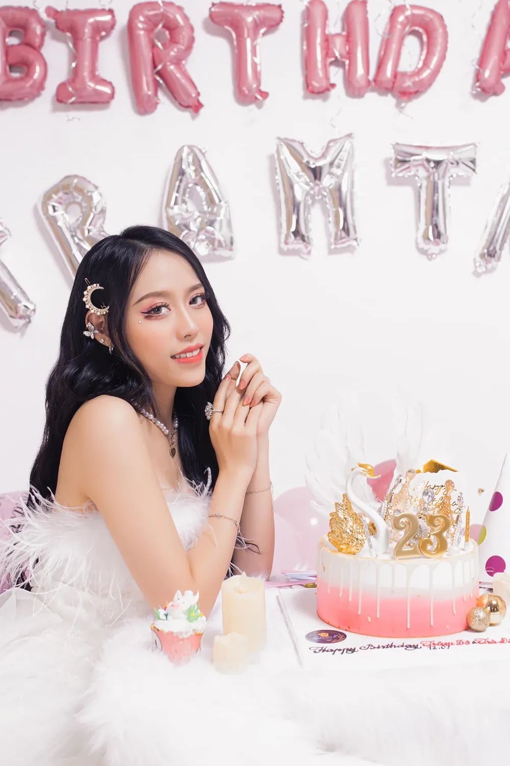 Hình ảnh mới nhất của ảnh Trà Đặng