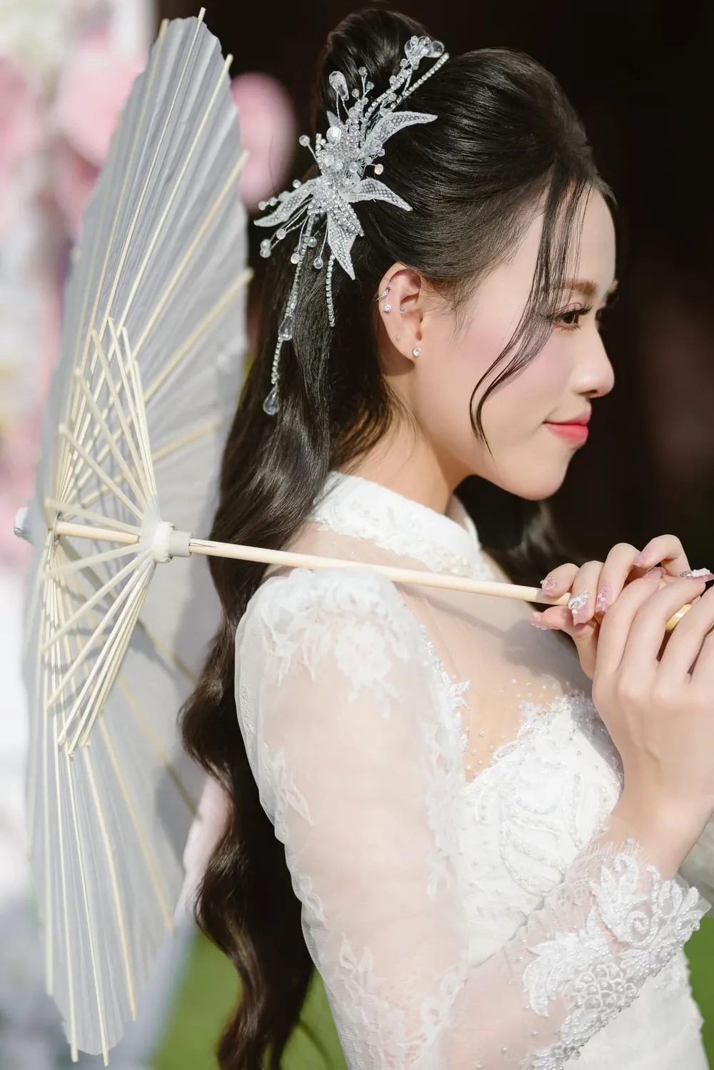 Ảnh chế gây sốt của Trà Đặng Cosplay