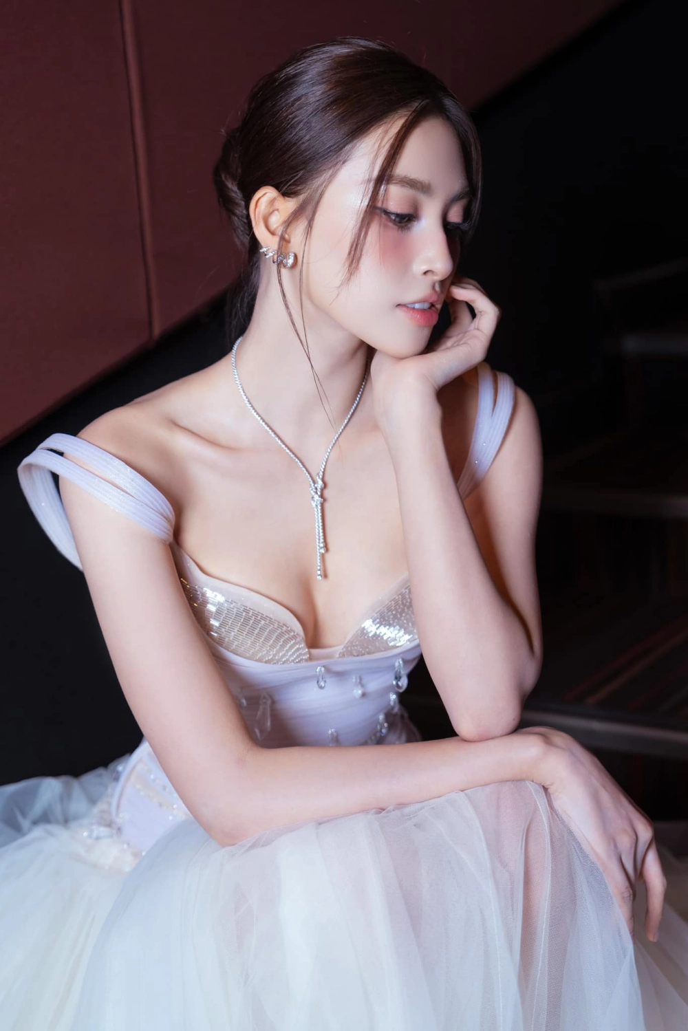 Sự nhầm lẫn thú vị giữa Trần Tiểu Vi và hoa hậu nổi tiếng
