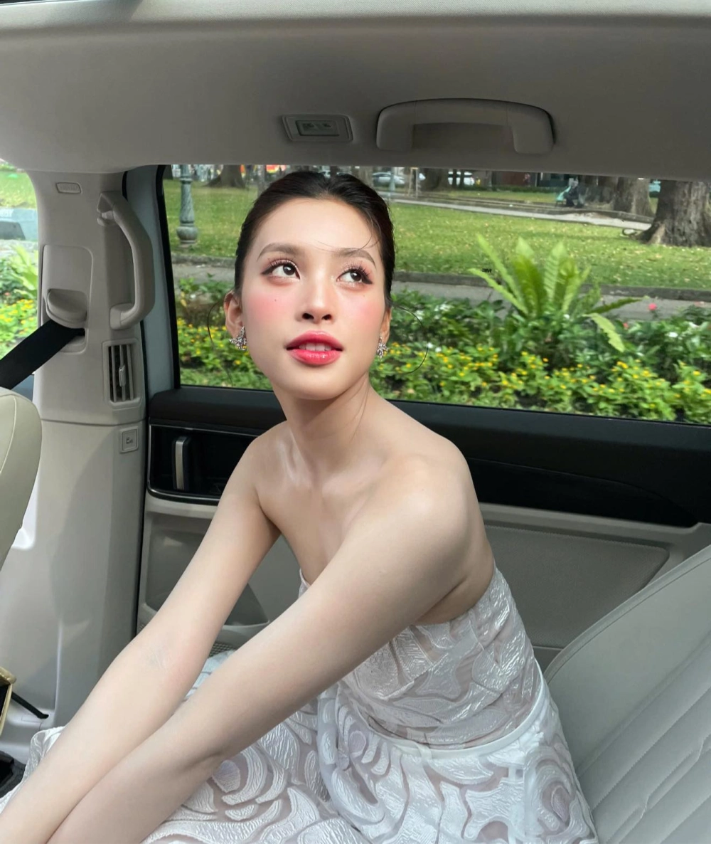 Vai diễn bất ngờ của Trần Tiểu Vy phim Mai gây chú ý