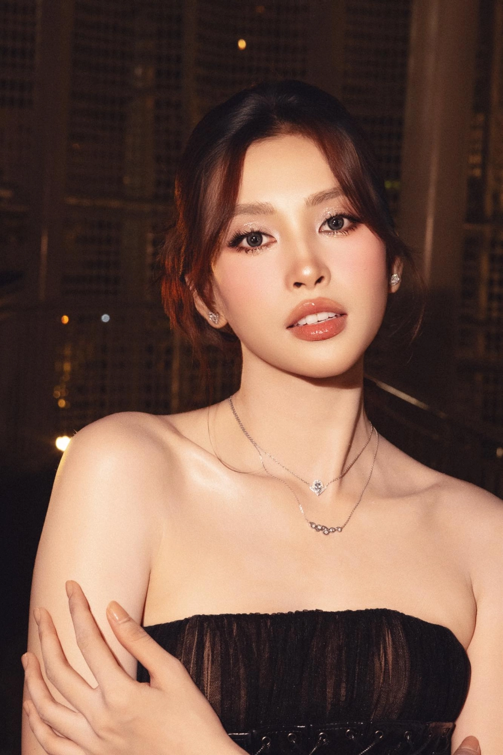 Kỹ năng trình diễn nổi bật của Trần Tiểu Vy catwalk trên sân khấu