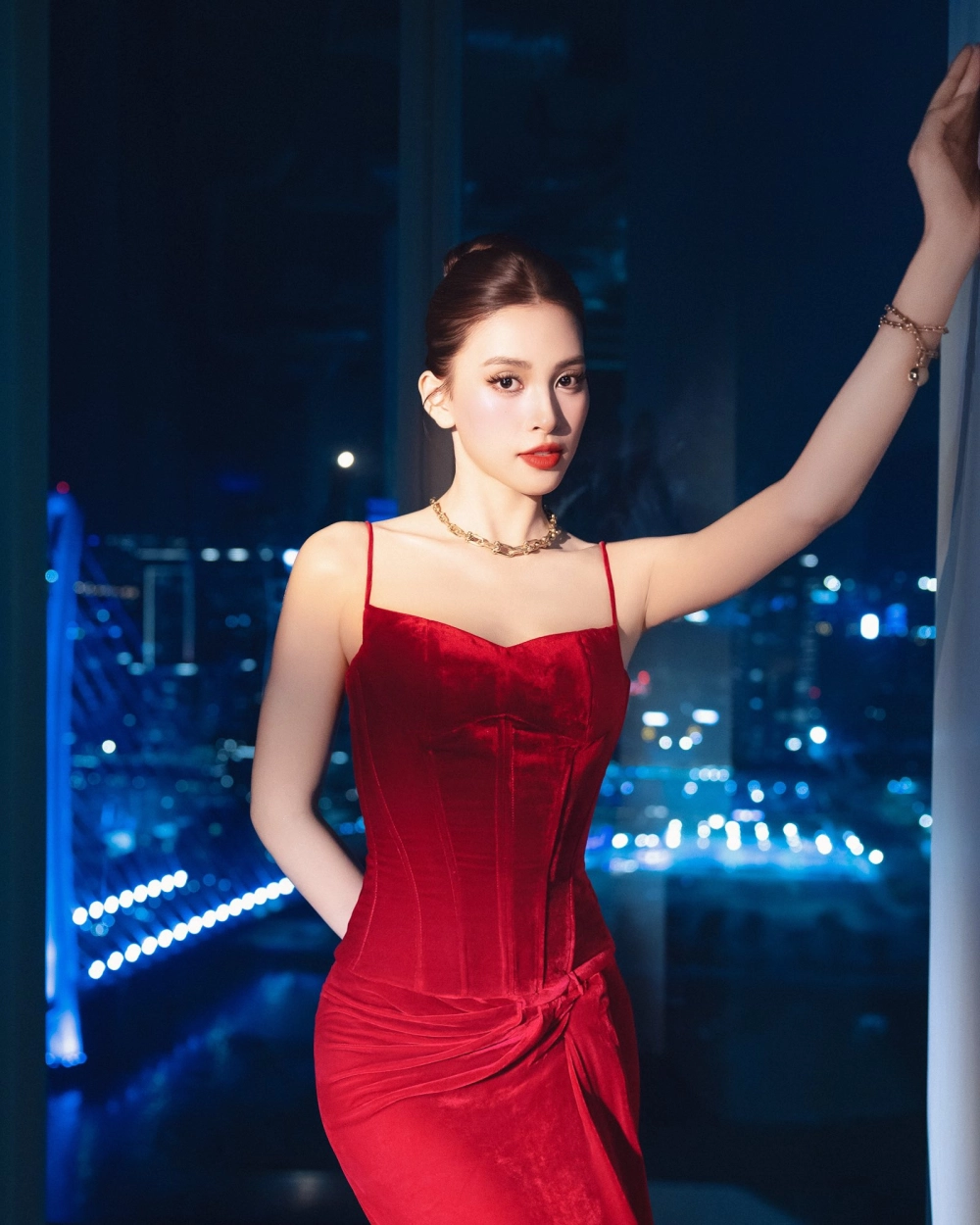 Nhiều người tò mò Trần Tiểu Vy học trường đại học nào