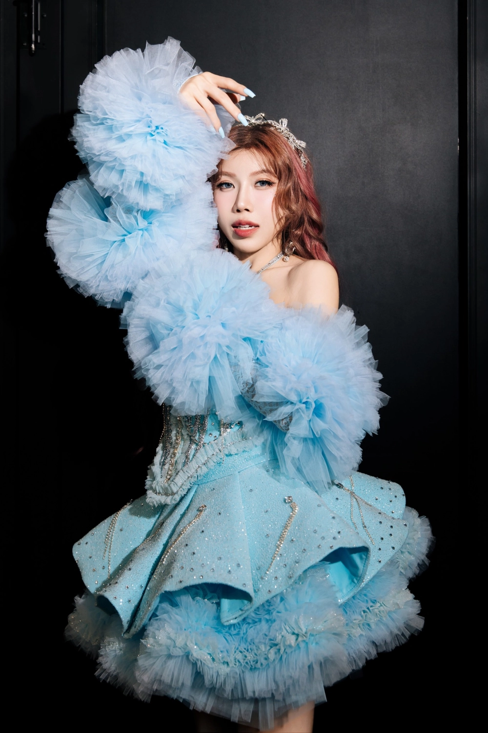 Fan tò mò Trang Pháp cung gì sau sinh nhật