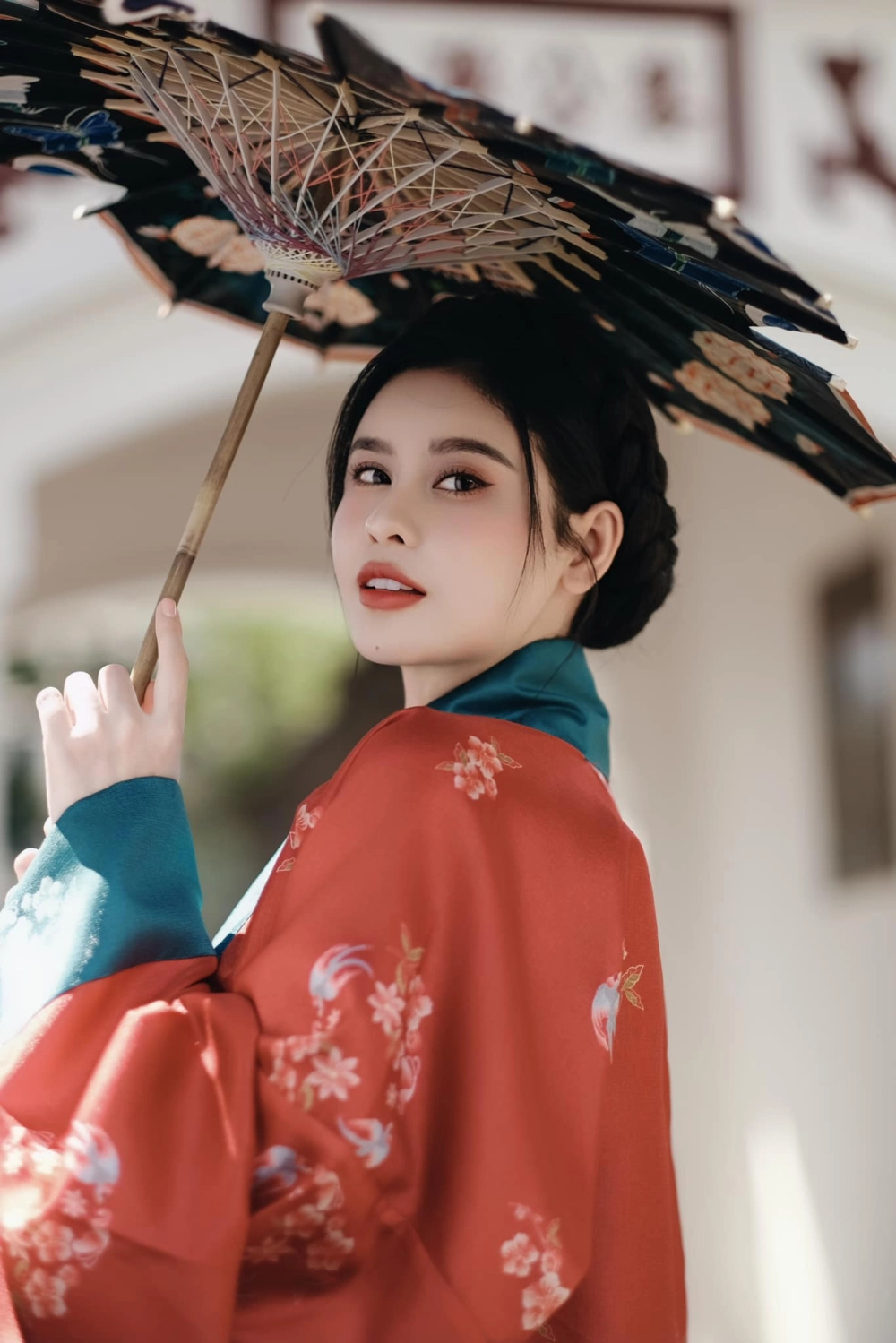 Thể hiện giọng hát với karaoke Đơn côi Trương Quỳnh Anh đầy cảm xúc