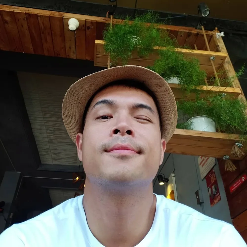 Lắng đọng với Trương Thế Vinh Tình yêu hoa gió