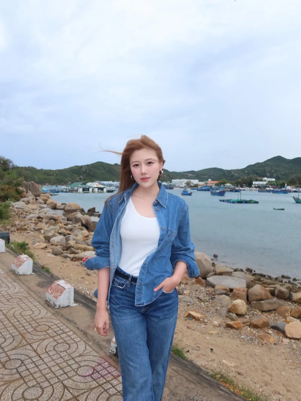 Mối quan hệ thật sự Uyển Ân là em gái ruột của Trấn Thành