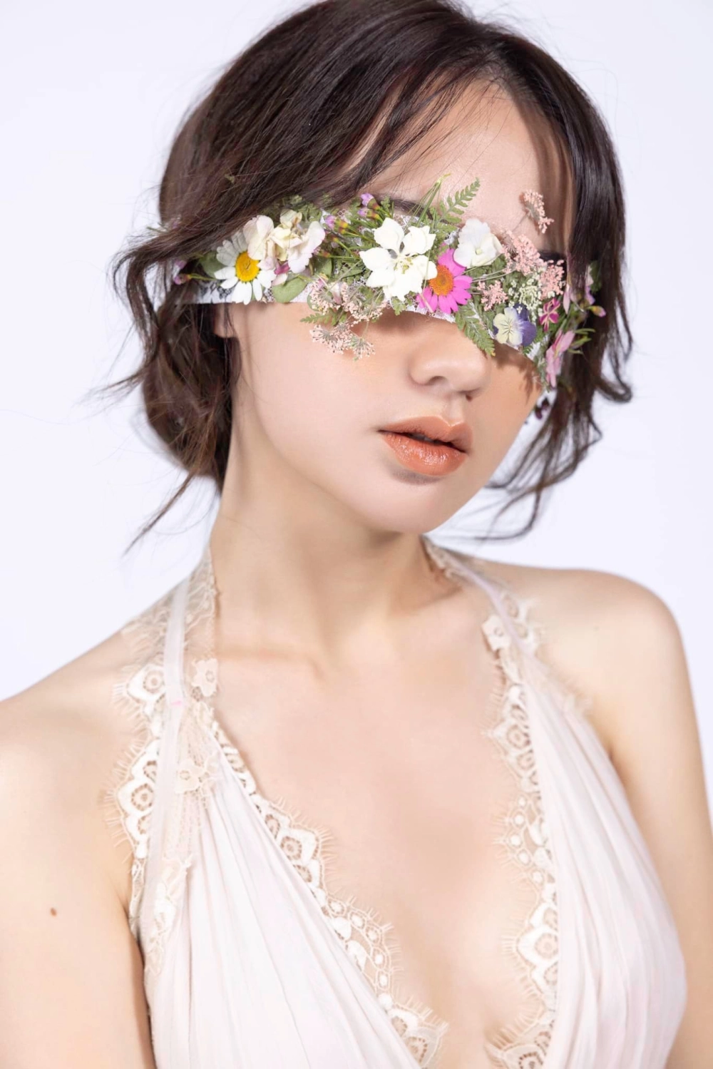 Tham gia chương trình hot Xuân Nghi Chị đẹp