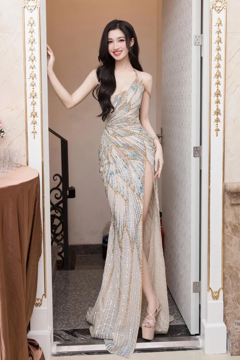 Giải đáp thắc mắc Á hậu Phương Nhi sinh năm nhiêu