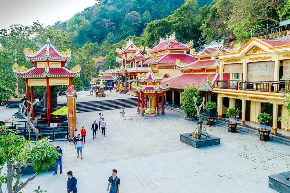 Chùa Bà Đen nằm ở đâu, tại phường Ninh Sơn