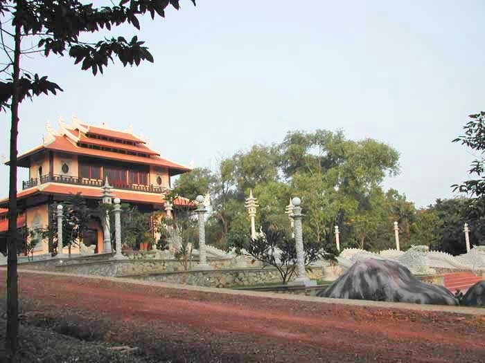 Chùa Bửu Long thầy Viên Minh, người sáng lập và hướng dẫn tu hành