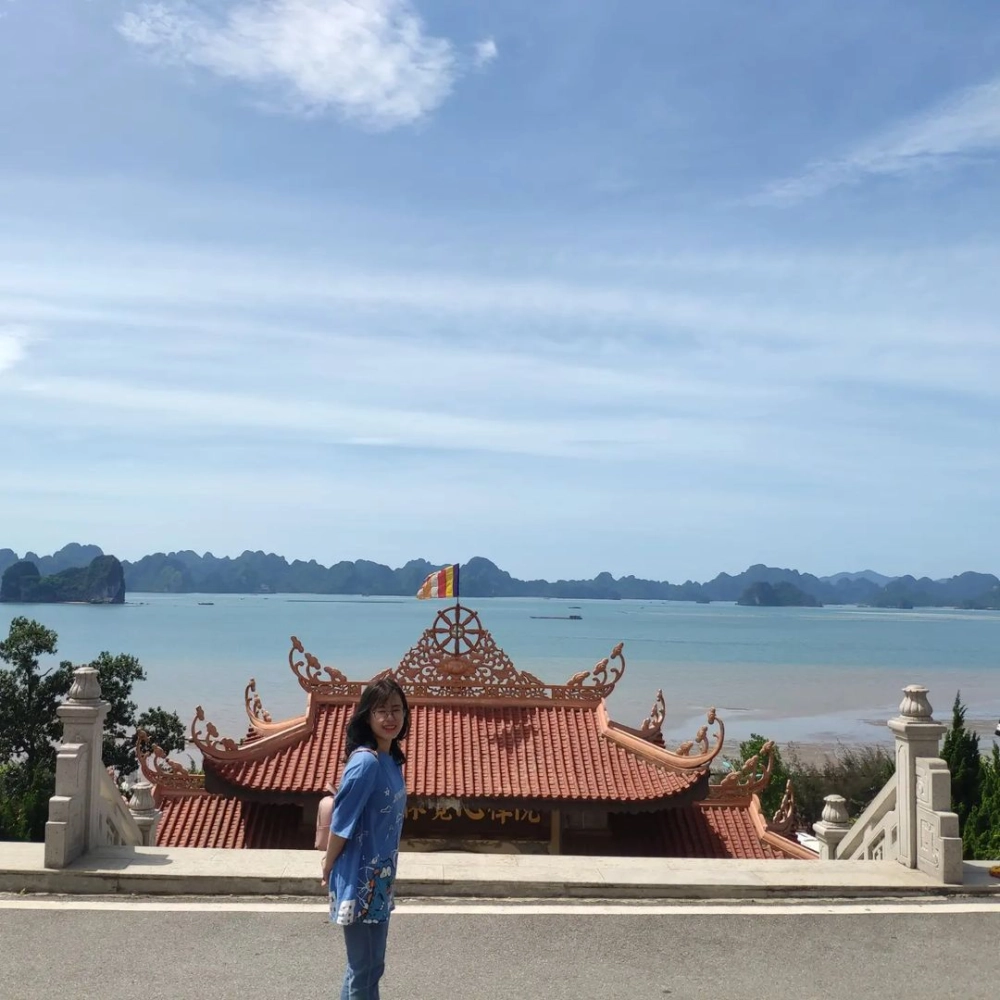 Về chùa Cái Bầu, đắm mình giữa non nước thanh tịnh