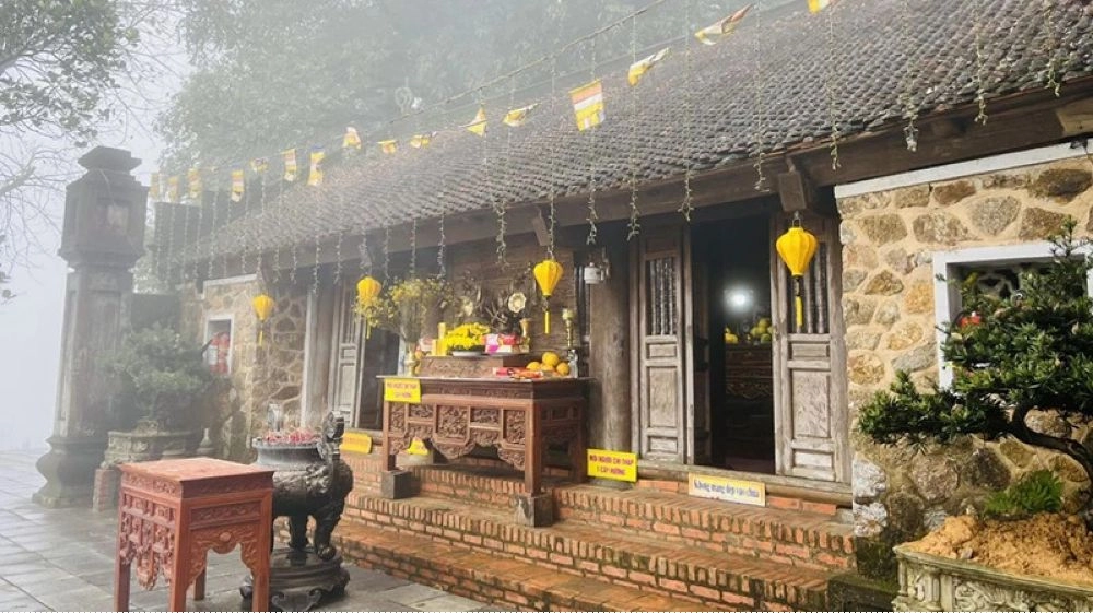 Giới thiệu về chùa Hương Tích Hà Tĩnh, cổ kính và linh thiêng