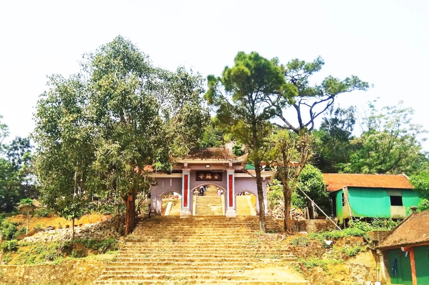 Chùa Hương Tích Can Lộc Hà Tĩnh, linh thiêng và cổ kính