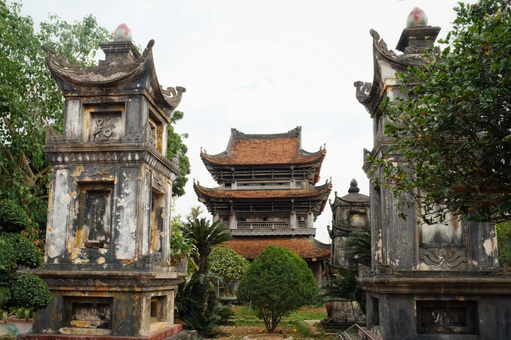 Hội Chùa Keo, diễn ra vào mùa thu tháng chín âm