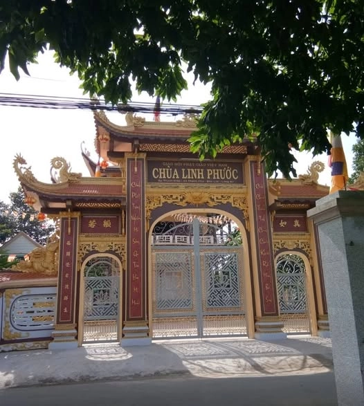 Hình ảnh của Chùa Linh Phước đặc sắc