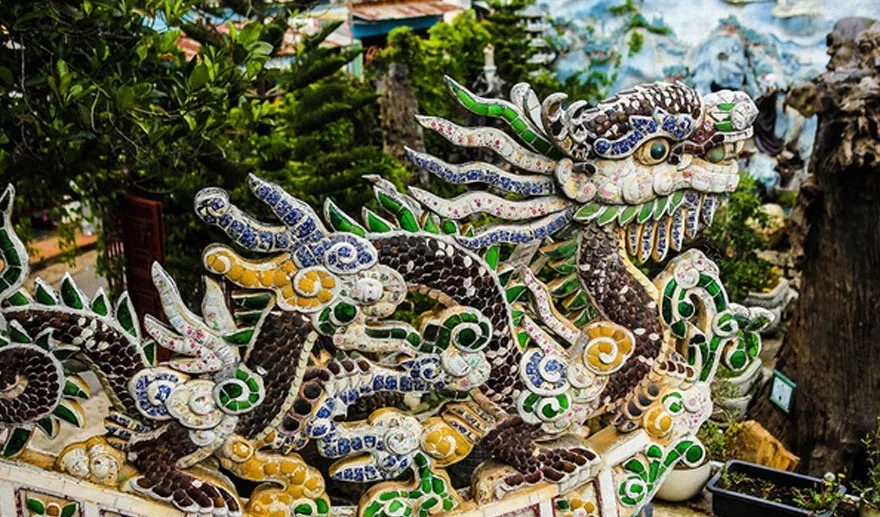 Chùa Linh Phước Đà Lạt có gì, nhiều điều thú vị